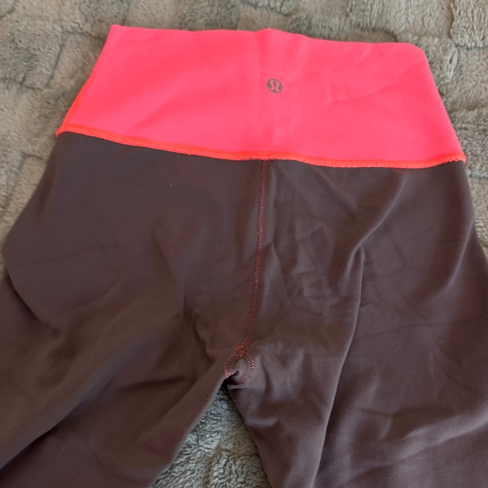 Lululemon Wunder Under Pant Leggings Grapefruit Reversible Pink/Gray - Picture 9 of 16